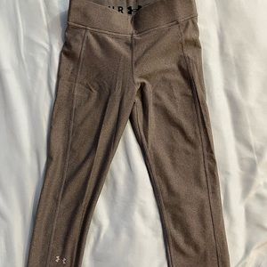 Under armour cropped leggings